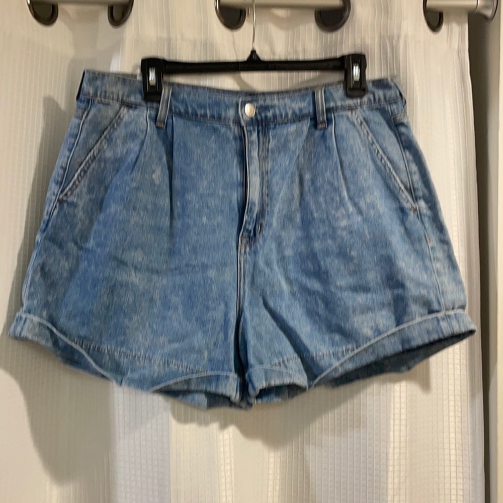 American Eagle Mom Shorts